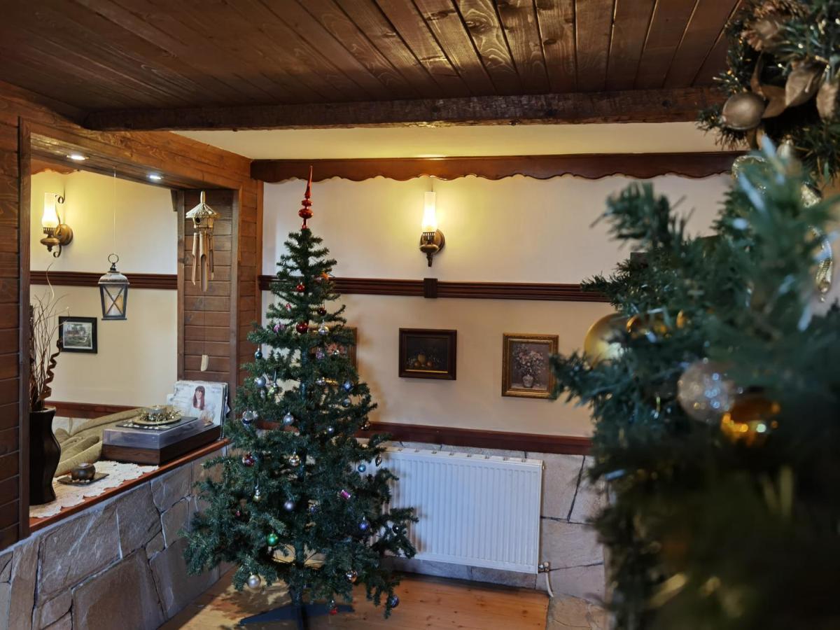 Mira Guest House Dobrinishte Bagian luar foto