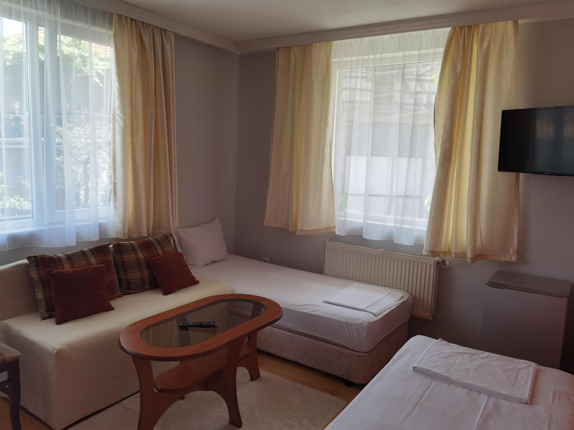 Mira Guest House Dobrinishte Ruang foto