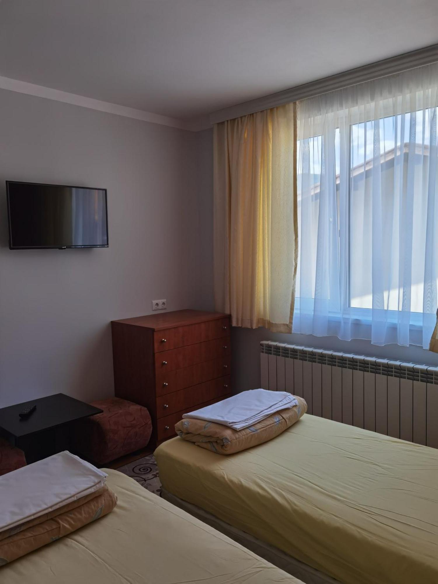 Mira Guest House Dobrinishte Ruang foto