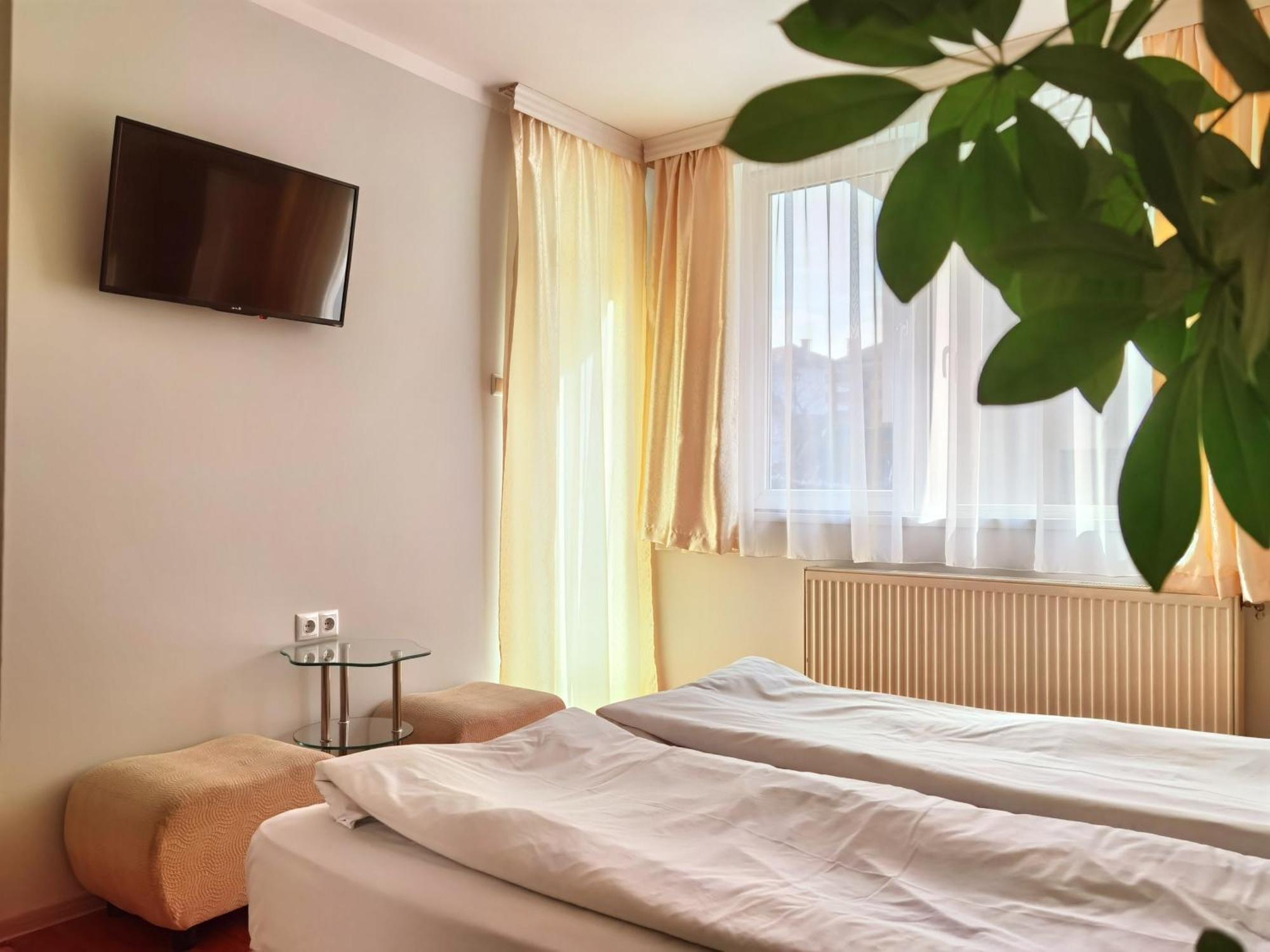 Mira Guest House Dobrinishte Ruang foto